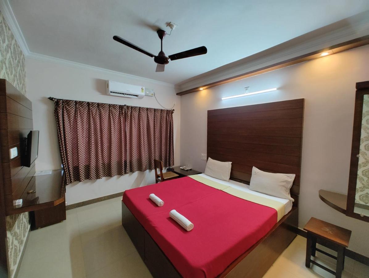 Vyavahar Lodge Udupi Zewnętrze zdjęcie