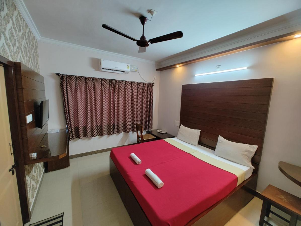 Vyavahar Lodge Udupi Zewnętrze zdjęcie
