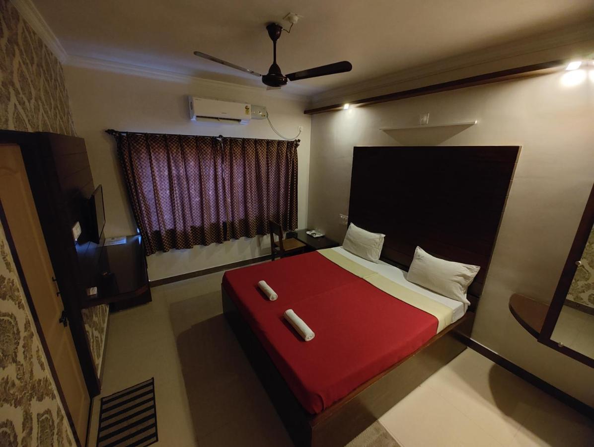 Vyavahar Lodge Udupi Zewnętrze zdjęcie